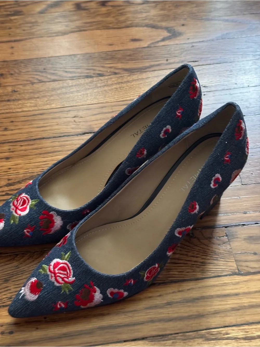Embroidered Denim Pointed-Toe Pumps in Blue with Red Floral Detail